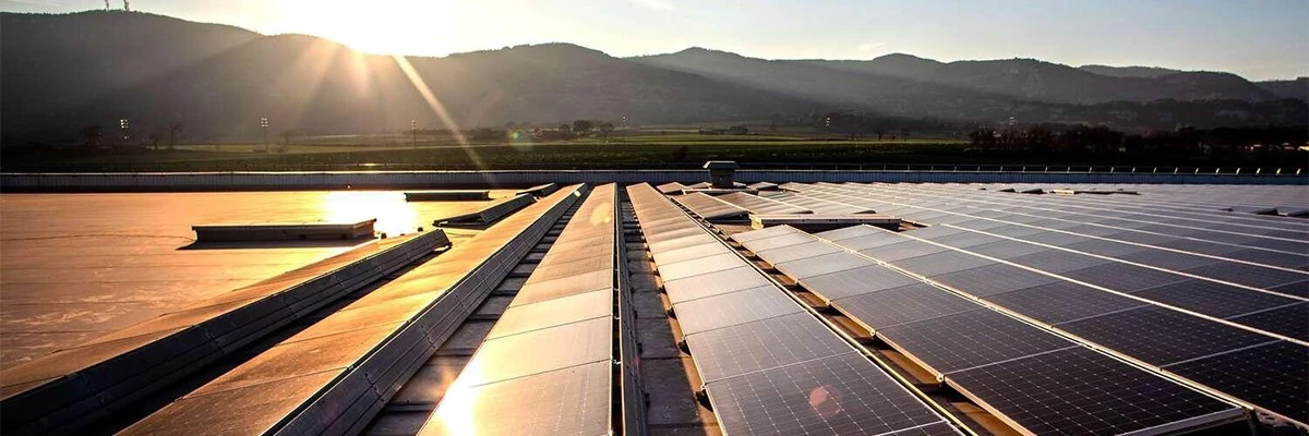 info-commercial solar panels-1200-400 info-commercial solar panels-1200-400